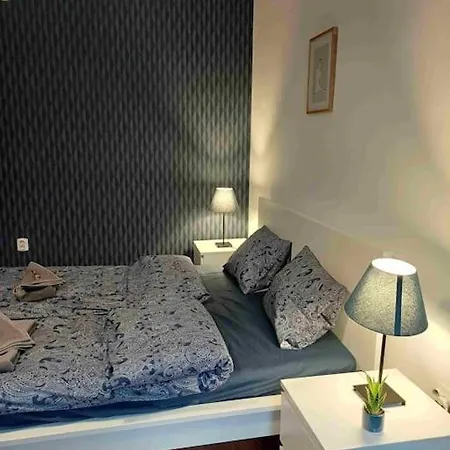 Apartment New 2br Near Andrassy Av. And Varosliget