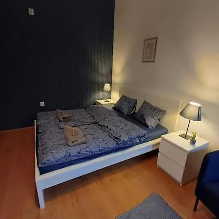 Apartmán New 2br Near Andrassy Av. And Varosliget